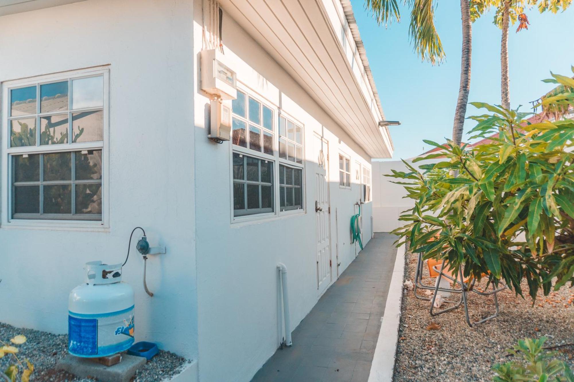 Klip Lagoon Apartsments Oranjestad Zewnętrze zdjęcie